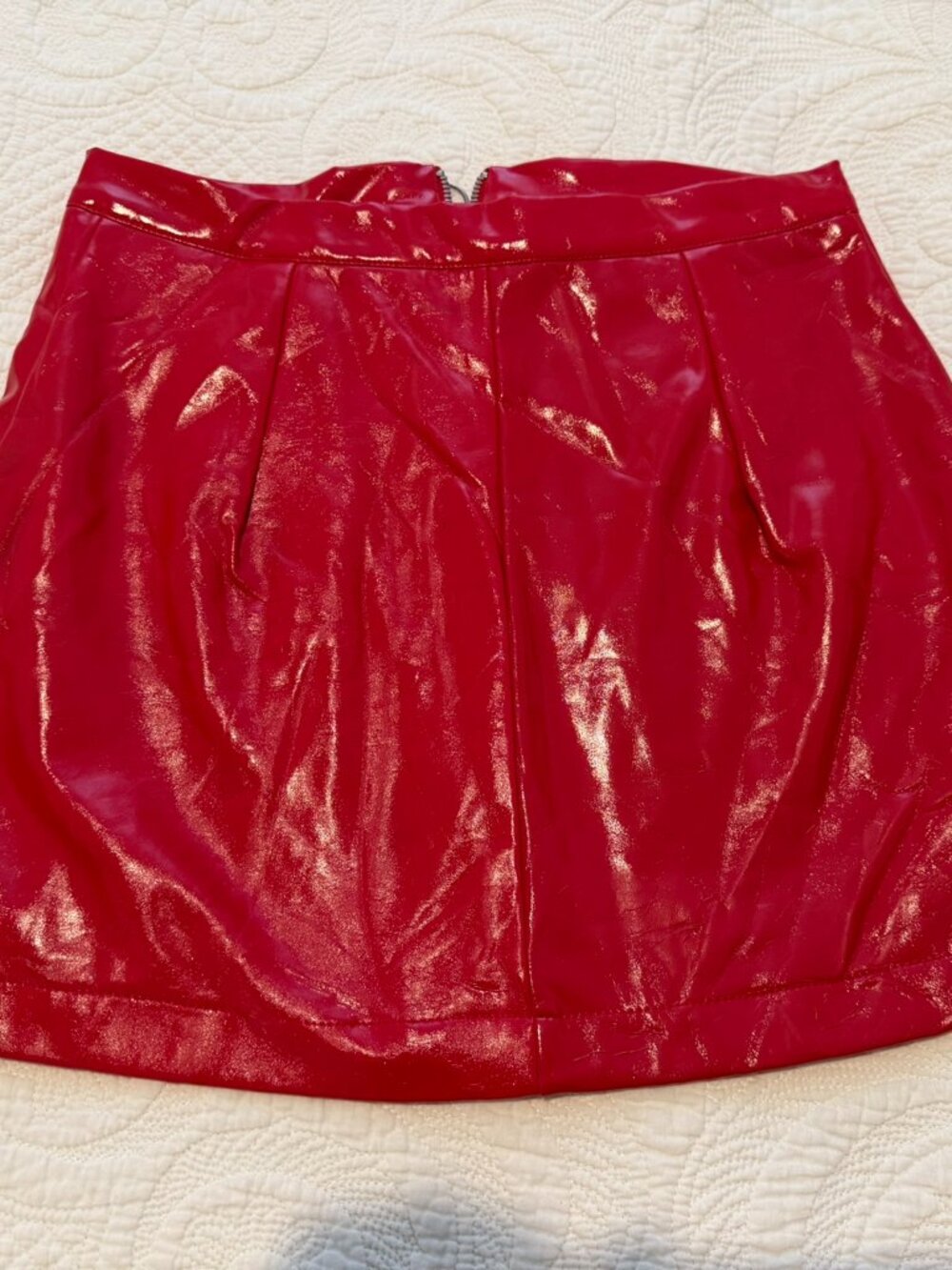 ✨ EUC Emory Park Red Faux Patent Leather Vinyl Mini Skirt ✨